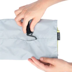 Cocoon Hanging Toiletry Kit Minimalist Light, Toilettaske, Star Grey/Wild Lime