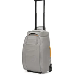 Db Hugger Carry-on, 40L, sand grey