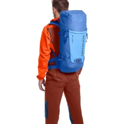 Ortovox Traverse 30 Dry, just blue